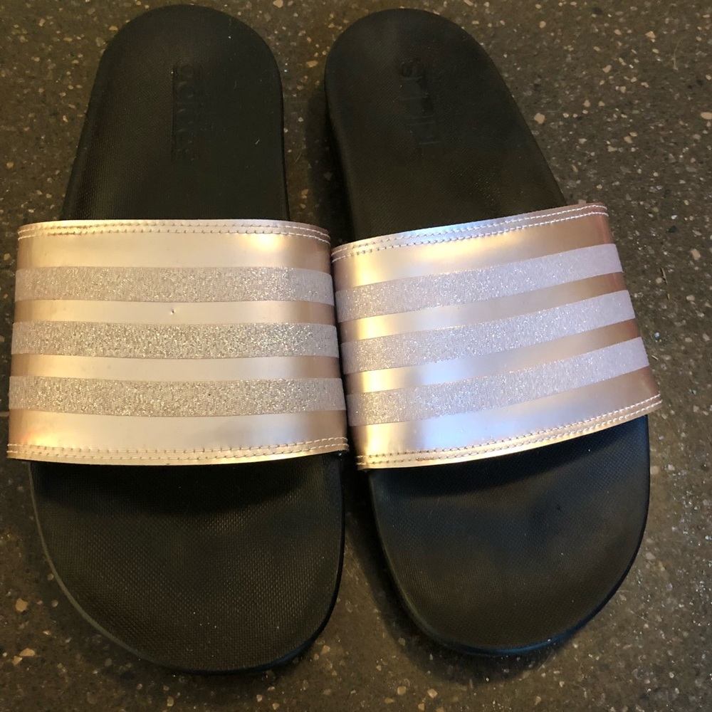 Adidas slide sandal